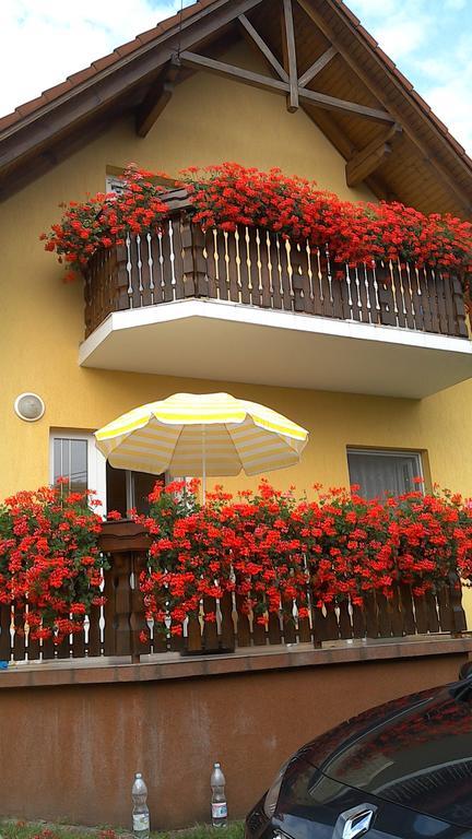 Akacfa Hortenzia Apartman Zalakaros Exterior photo